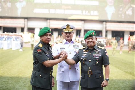 Jenderal Agus Subiyanto Resmi Jadi Kasad Pangdam V Brawijaya Beri Selamat