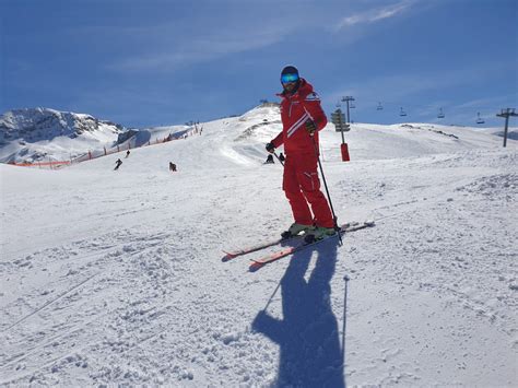 Moniteur De Ski Comment Le Devenir Conseils Et Formation