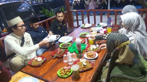 Buka Puasa Bersama Bukber Bersama Rekan Seperjuangan Suami Di Kantor