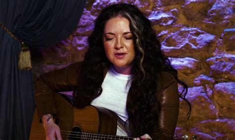 Watch Ashley Mcbrydes Acoustic Version Of “brenda Put Your Bra On