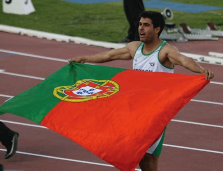 Luís Gonçalves conquista medalha de bronze nos 400 metros T12 Postal