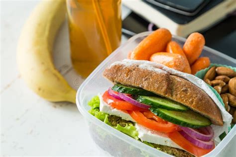 Sandu Che Do Vegetariano Salada E Queijo Foto De Stock Imagem De