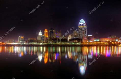 Night Skyline, Cincinnati, Ohio Stock Photo by ©mahnken 8599359