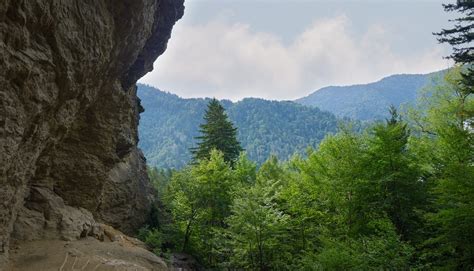 Alum Cave Trail - Smoky Mountains Hiking Trail