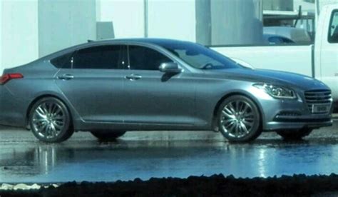 New 2014 Hyundai Genesis Sedan Scooped Completely Naked New Photo