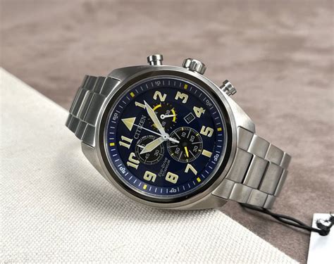 Citizen Eco Drive Super Titanium Chronograph Date Ohne Mindestpreis