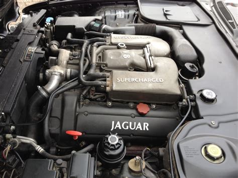 Jaguar Xjr X V Supercharged The First V Xjr