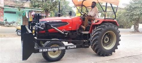 450 Kg Tractor Front Dozer 10 5 Feet At Rs 100000 In Vidisha ID