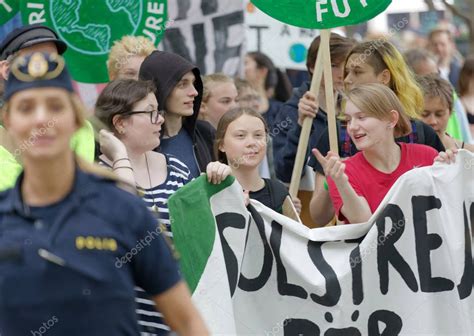 Greta Thunberg Y La Huelga Global Por El Futuro Una Manifestaci N