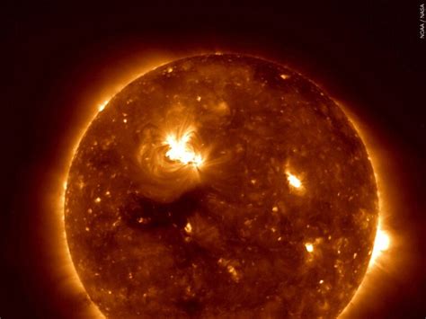 Biggest solar flare in years temporarily disrupts radio signals on Earth - WBBJ TV