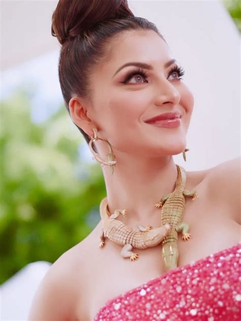 Whats Your Take On Urvashi Rautelas Lizard Necklace At Cannes 2023