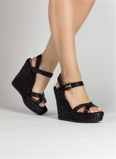 Venta Sandalias Color Negro En Stock