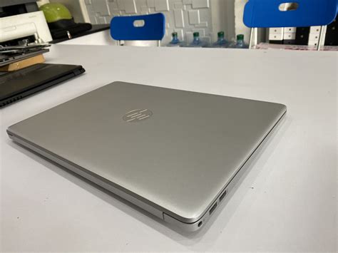 HP 15s Fq I5 1135G7 8GB 512GB Win10