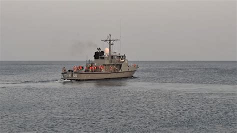 Miembros De La Armada Vacunan Pobladores De La Isla Beata Y Comunidades