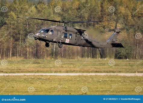 Navio Sikorsky Do Exército Dos Estados Unidos Uh60m Blackhawk Medevac