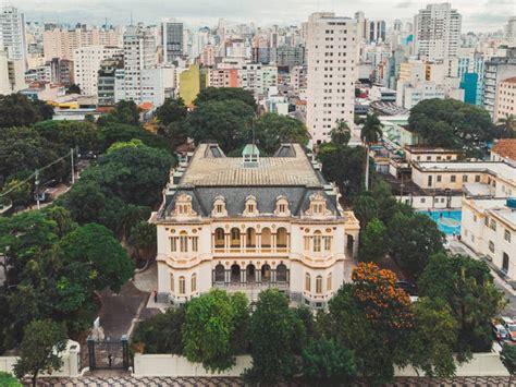 Tarcísio incentiva criação de complexo administrativo