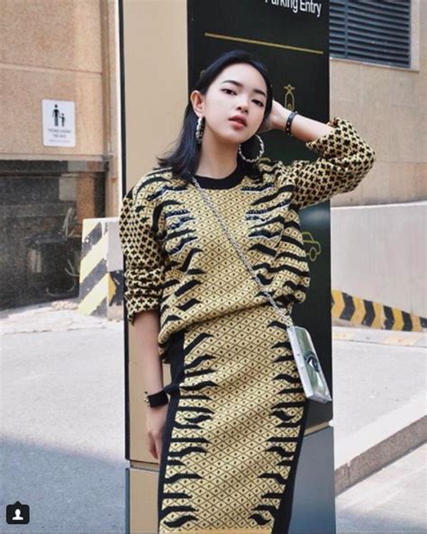 Khi 4 hot girl hàng đầu chị chị em em sát cánh cùng nhau 2sao