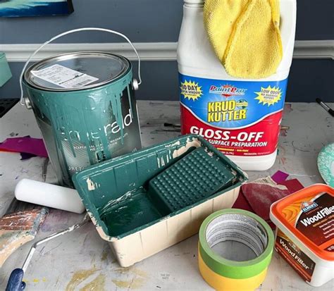 How To Easily Paint Cabinet Doors The Diy Nuts