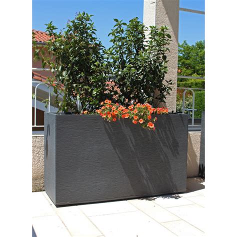 Bac à fleurs rectangulaire haut 116 litres chez Jardin et Saisons