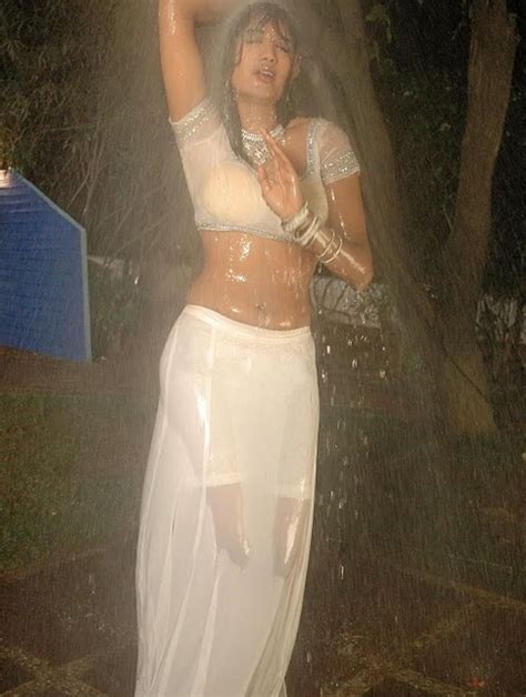 Ramya Hot Stills ACTRESSMAIL