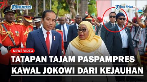 Tatapan Tajam Paspampres Awasi Jokowi Di Keramaian Warga Saat