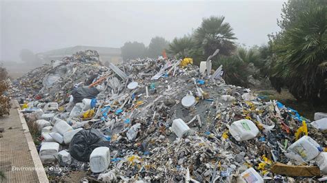 Manfredonia Discarica Di Rifiuti A Monte Aquilone Sequestro E