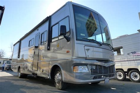 2007 Fleetwood Bounder 32w Class A Motorhome American Motor Home