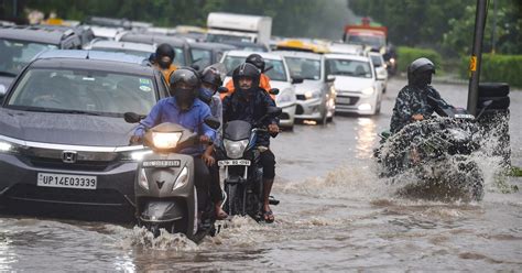 Heavy Rain In Delhi Causes Waterlogging In Several Areas