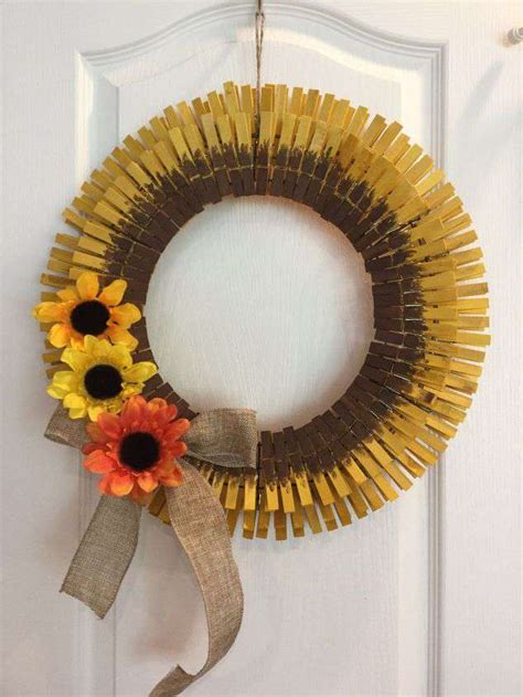 Easy Clothespin Sunflower Wreath