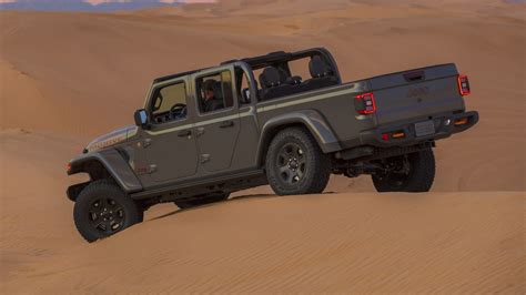 Meet The 2020 Jeep® Gladiator Mojave The First Ever Desert Rated Jeep Moparinsiders