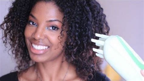 5 Reasons To Start Steaming Your Hair Today