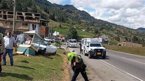 En Vídeo Así Fue El Impactante Accidente Entre Un Porsche Y Una Moto En La Vía Tunja Bogotá