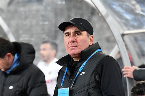 Playsport Hagi criticat după ce l a atacat pe Edi Iordănescu pentru