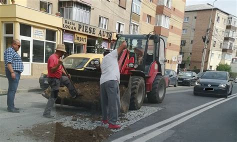 Foto Tirea Ta An Asfaltat Cu P M Nt Pe Un Bulevard Din Alba Iulia