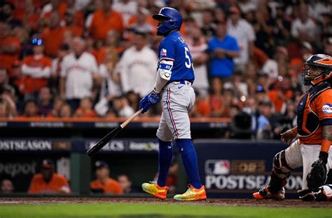 2 9 El cubano Adolis García conecta grand slam y Rangers van al