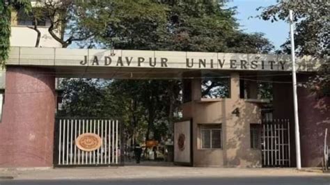 Jadavpur University Student Death Case 6 Accused Barred From Entering