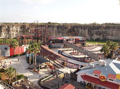 Pandemonium Six Flags Fiesta Texas Coasterpedia The Roller