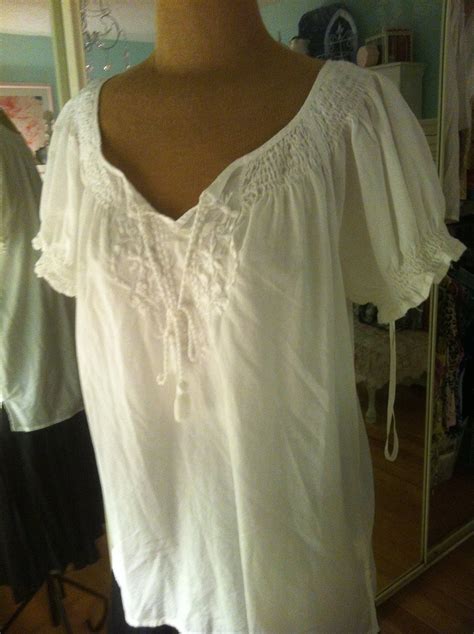 Vintage Peasant Blouse White Cotton Hankie Cotton