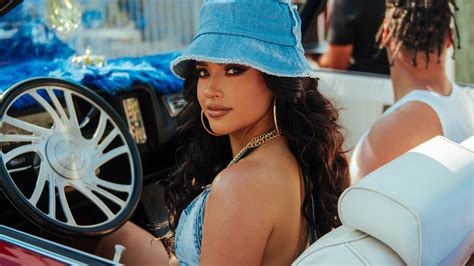 Becky G On New Album Esquemas Working With Karol G Personal Growth