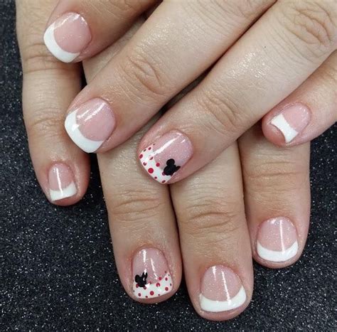 French With Disney Mickey Mouse Accent Disney Nail Designs Nail Art