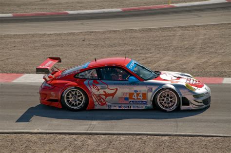 Flying Lizard 44 Porsche 911 Gt3 Rsr Darren Law Flickr