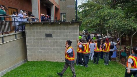 Muere Un Niño Por El Colapso De Un Techo En Un Centro Infantil De Envigado Red Noticias Colombia