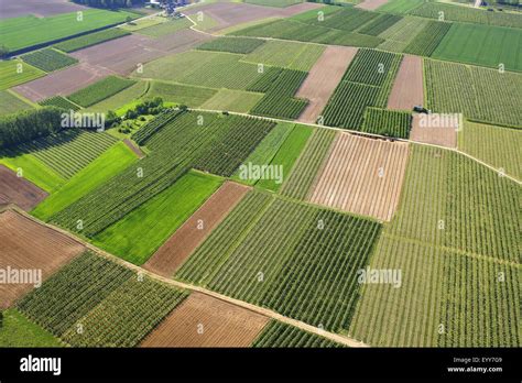 Landwirtschaft Aus Der Luft Fotos Und Bildmaterial In Hoher Aufl Sung