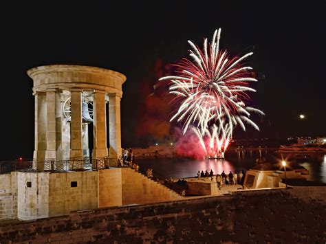 A Festival Of Fireworks Holiday Accommodation In Malta Villas