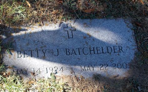 Betty J Sawyer Batchelder 1924 2005 Homenaje De Find A Grave