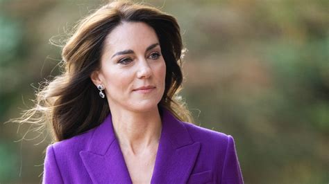 Kate Middleton E Quel Toccante Abbraccio Che Racconta Il Suo Ritorno In