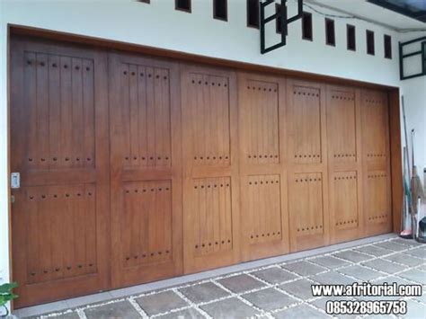 Harga Pintu Kayu Garasi Mobil Charles Vance