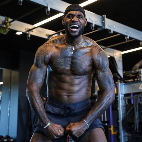 Lebron James Weight