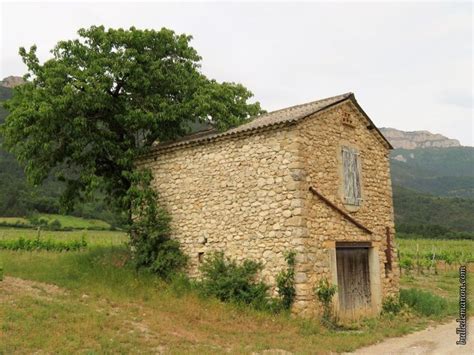 Les Cabanons De Vigne Balade Ch Tillon En Diois Dans La Dr Me