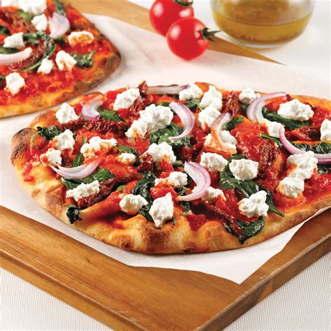 Pizza aux épinards fromage de chèvre et tomates séchées 5